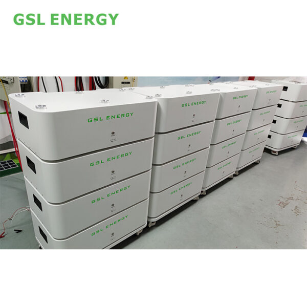 GSL Energy offers 5.12 kWh and 10.24 kWh LiFePO4 stacked batteries, suitable for real-life cases of hybrid inverter systems.